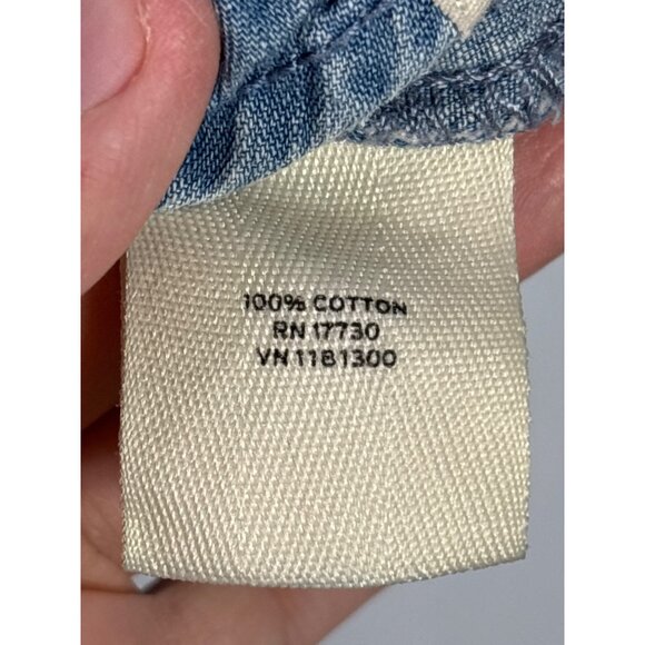 Feed + Target Womens Sleeveless Denim Shirt M Cotton Button Front Blue - Picture 4 of 4